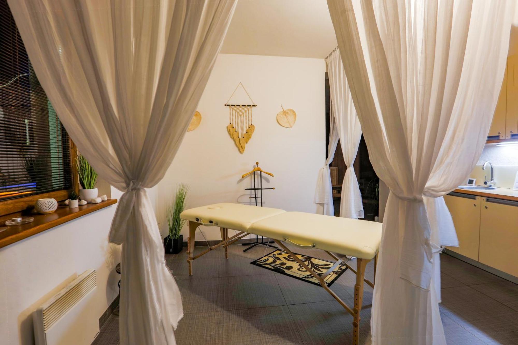 روجومبيروك Apartmanovy Dom Fatrapark 1 S Wellness - Hlavna Recepcia المظهر الخارجي الصورة